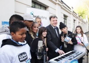 England celebrates “Staying safe in cyberspace” England celebrates “Staying safe in cyberspace”